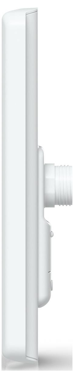 'Connettore elettrico nero con più piedini dorati, utilizzato per i collegamenti dei circuiti stampati.'