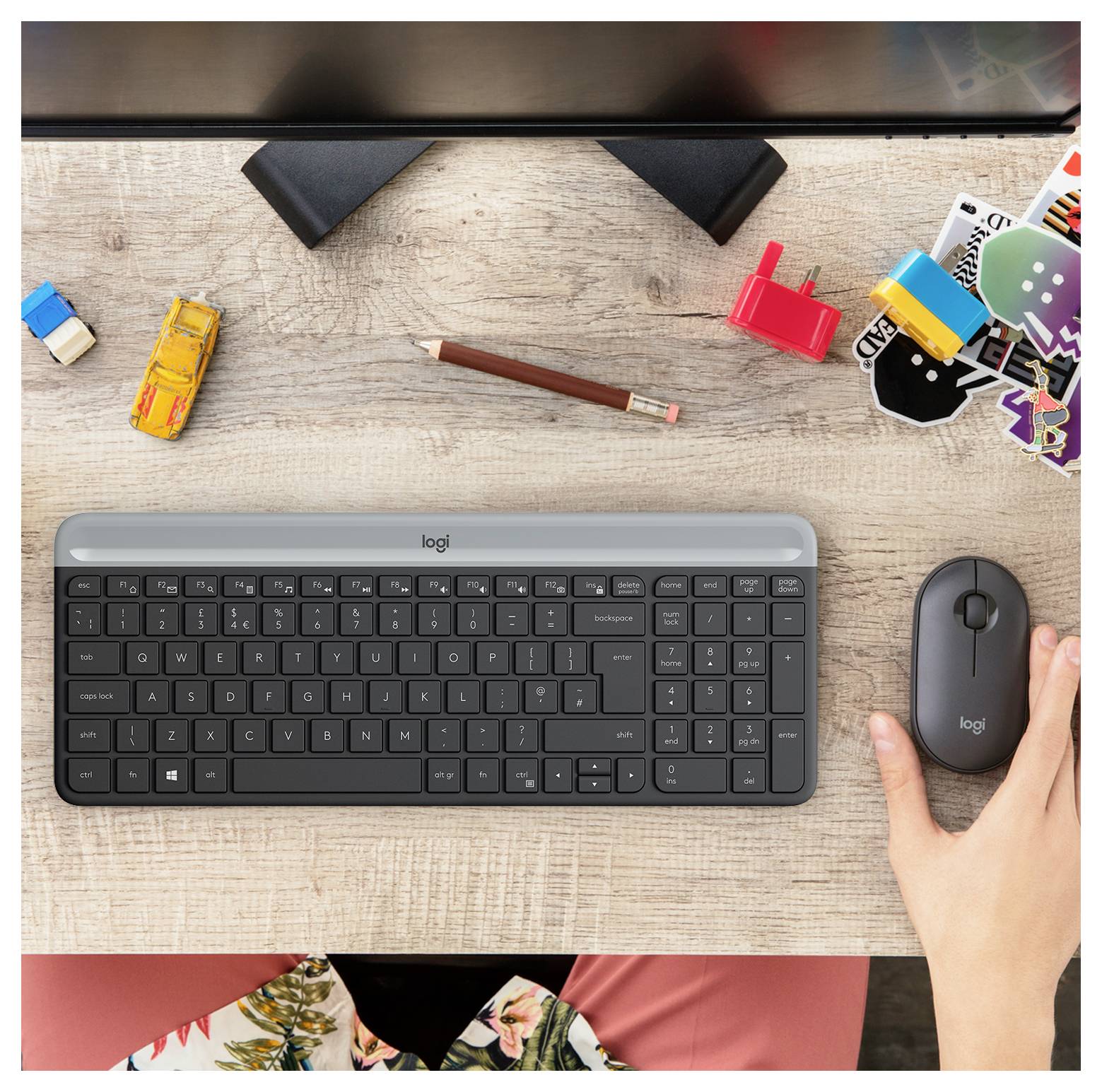Logitech Slim Combo M Senza fili Kit tastiera, mouse Inglese US, QWERTY Grafite-1
