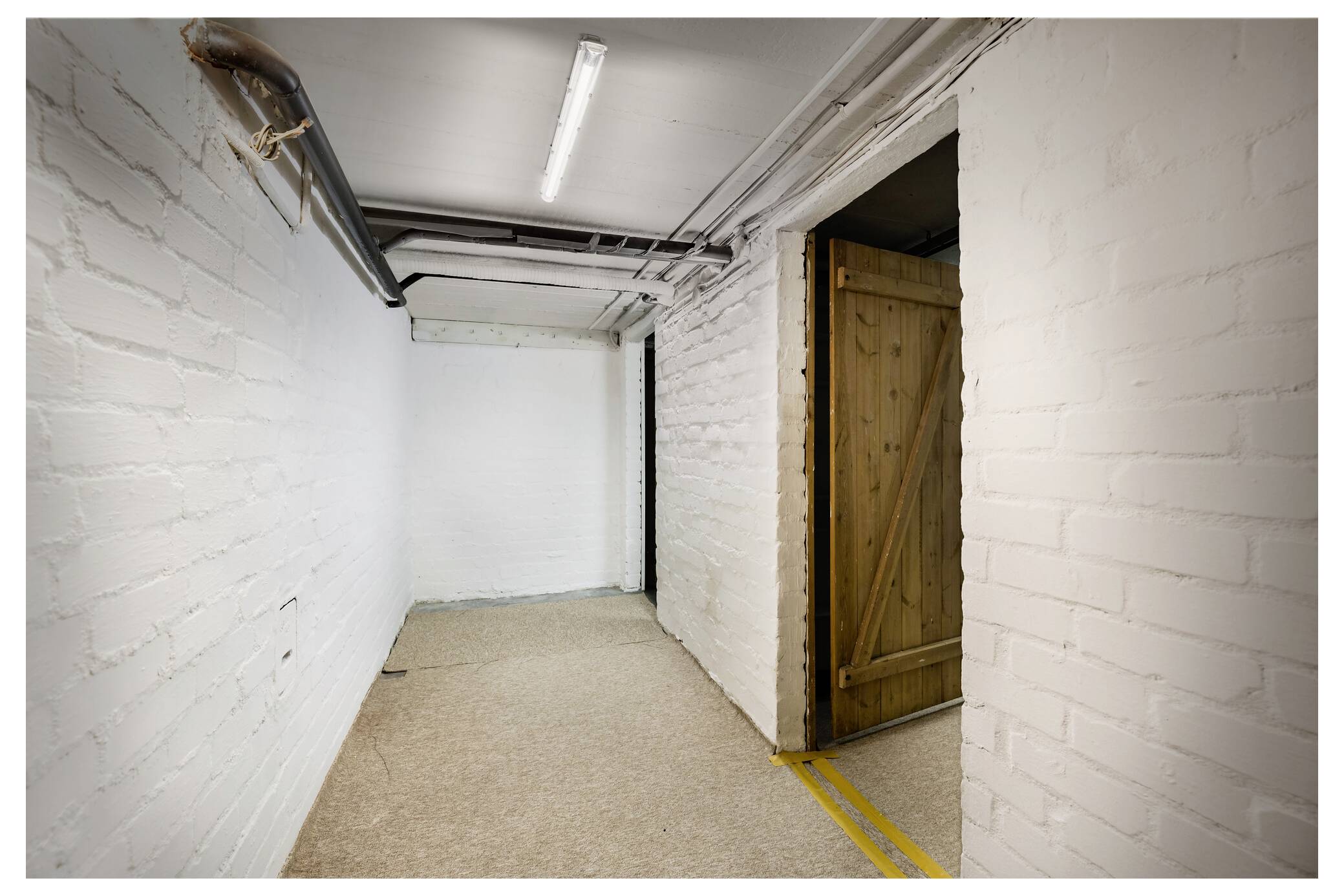 OSRAM Damp Proof Value 120cm 1X16W 840 Lampada LED impermeabile LED (monocolore) 16 W Bianco freddo Bianco-5