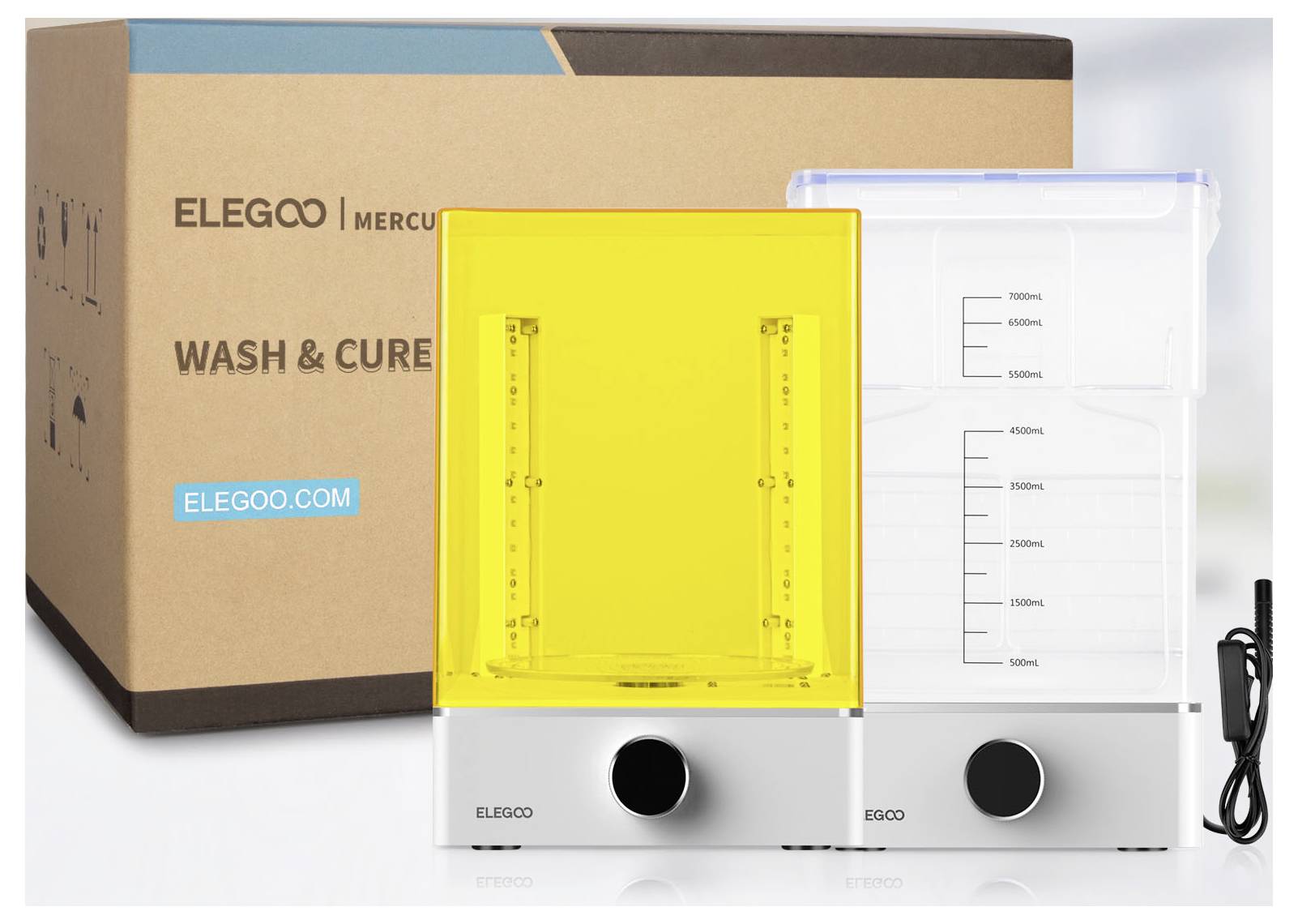Kit di post-elaborazione per stampante 3D ELEGOO Mercury Wash & Cure con camera di indurimento gialla, vasca di lavaggio, scatola di imballaggio e cavo di alimentazione.