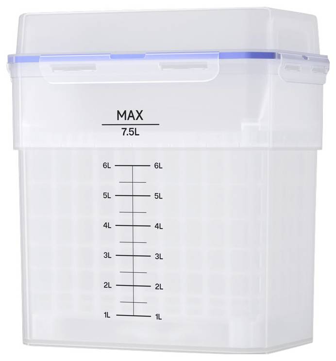 Contenitore di stoccaggio in plastica trasparente con coperchio a chiusura blu, contrassegnato 'MAX 7,5L' e linee di livello graduate da 1L a 6L.