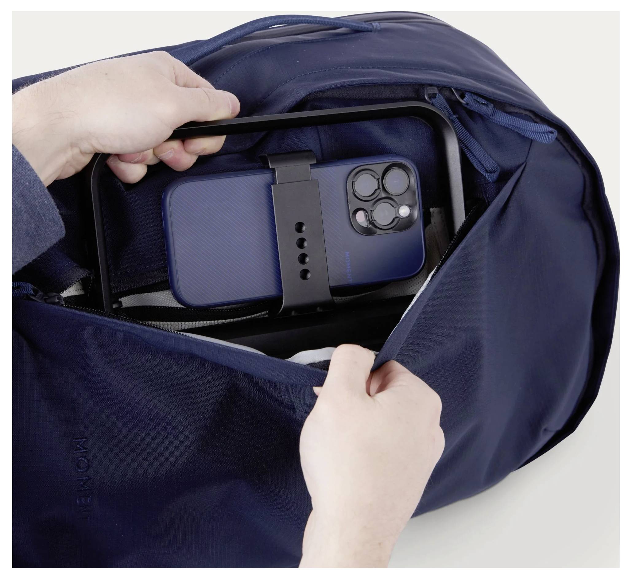Moment Moment Everything Travel Pack Weekender Zaino Scomparto per Notebook, Impermeabile-5