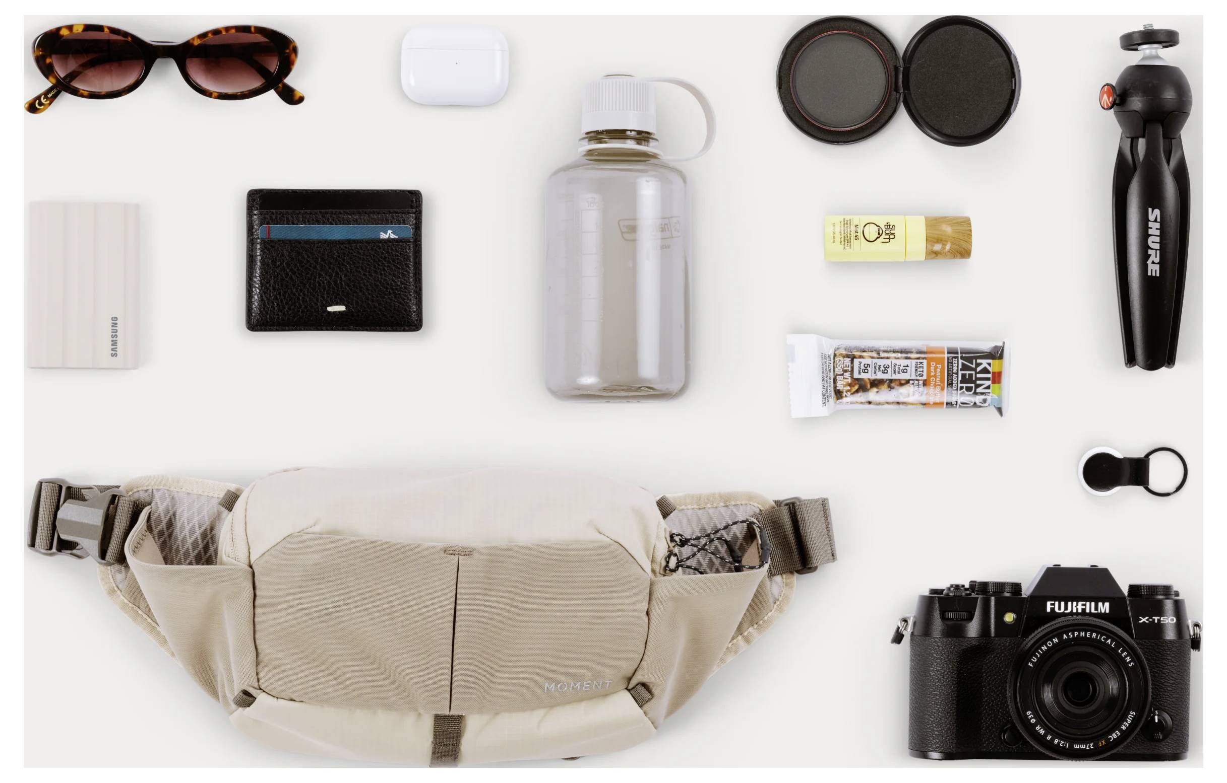 Moment Moment Fast & Light Slate Sling 4L deser Borsa per fotocamera Impermeabile-10