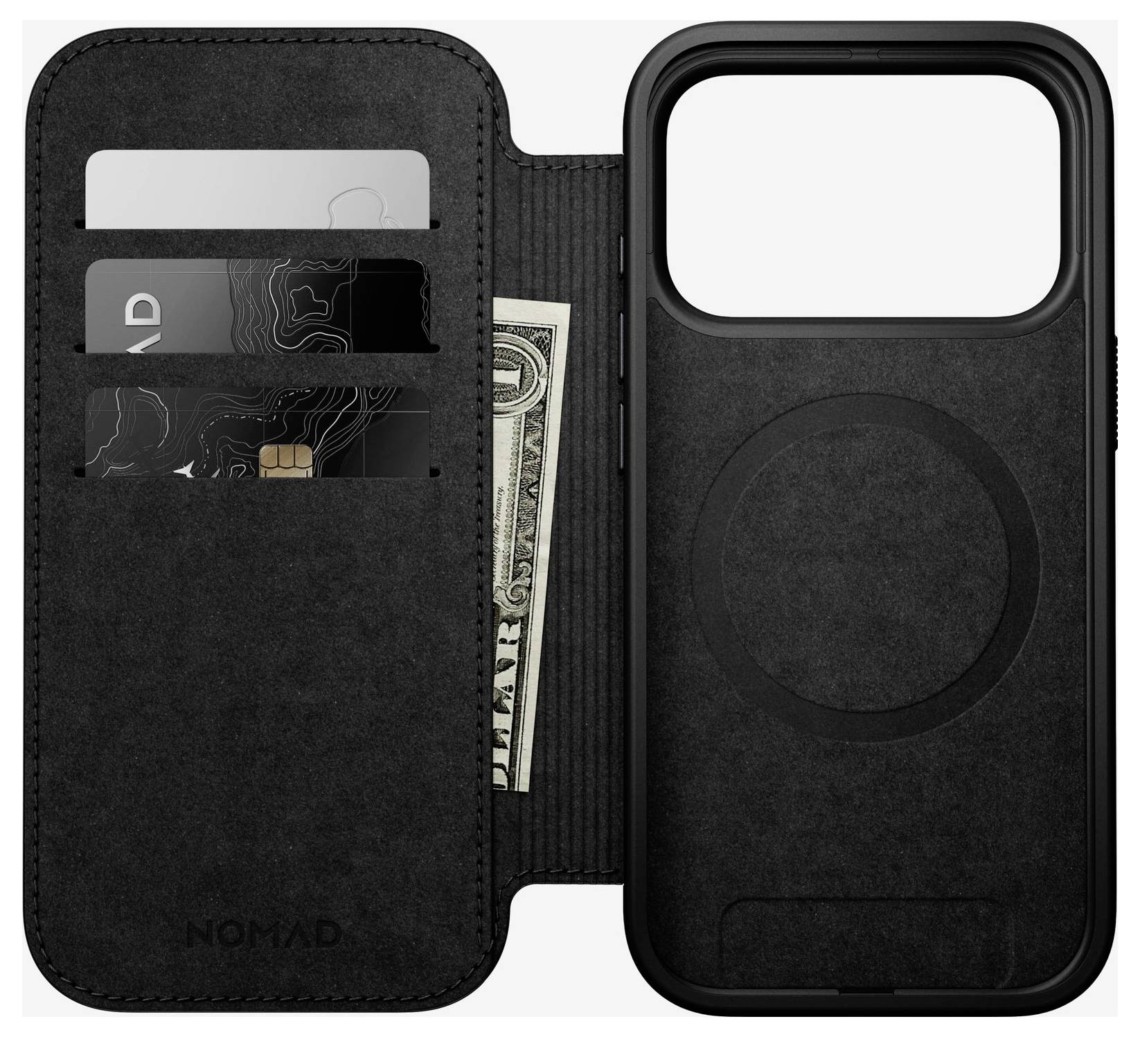 Portafoglio in pelle nera per telefono mostrato aperto, con slot per carte e una tasca per banconote a sinistra e una custodia per telefono in stile MagSafe a destra.
