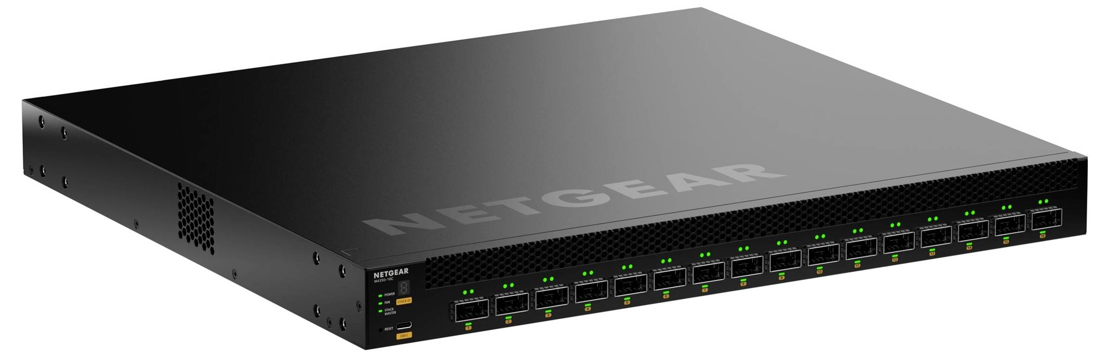 Switch di rete NETGEAR montabile su rack con molteplici porte Ethernet e spie di stato sul pannello anteriore, mostrato in una vista di prodotto angolata nera.