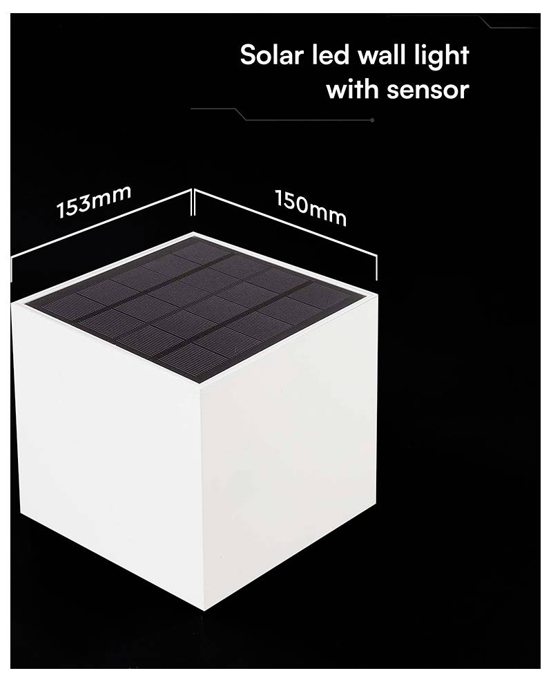 Luce da parete LED solare con sensore mostrata come un cubo, con dimensioni etichettate di 153mm per 150mm, con un pannello solare scuro in alto.