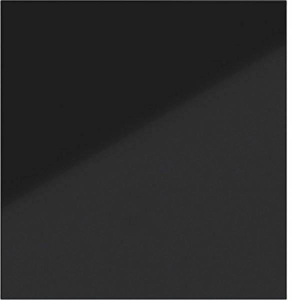Quadrato quasi nero scuro con una sottile sfumatura diagonale grigia, nessun testo o oggetto visibile.