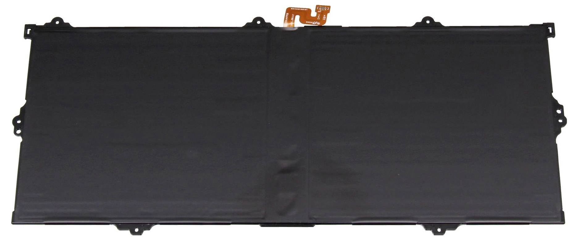 Pacco batteria rettangolare nero con linguette di montaggio e connettore arancione sulla parte superiore, mostrato su uno sfondo bianco.