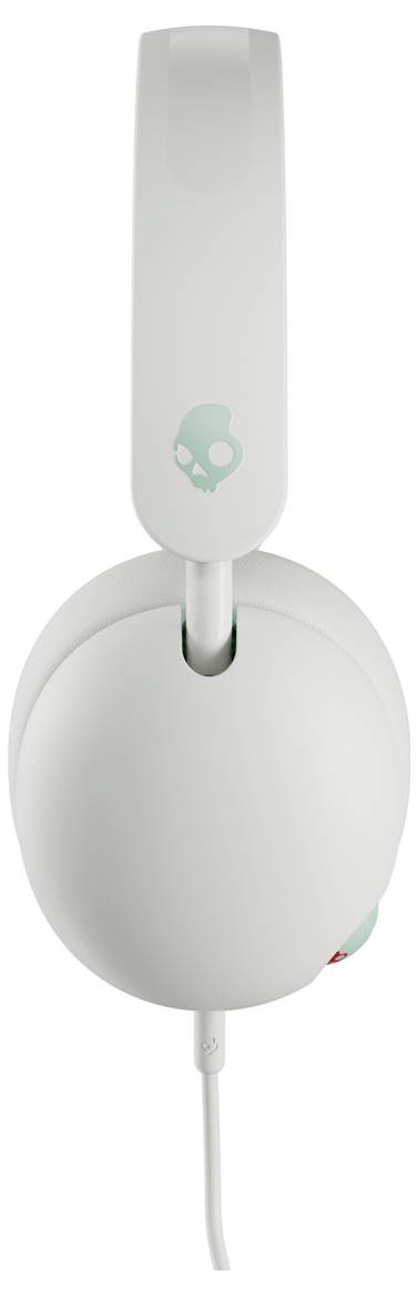 Mouse da gioco bianco con un accessorio di marca Skullcandy alto attaccato sopra, mostrato su uno sfondo neutro.