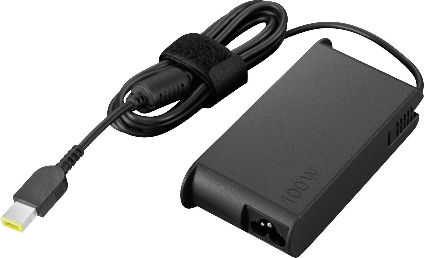 Adattatore di alimentazione per laptop da 100W di colore nero con cavo di ricarica integrato e connettore di tipo USB-C su sfondo bianco.
