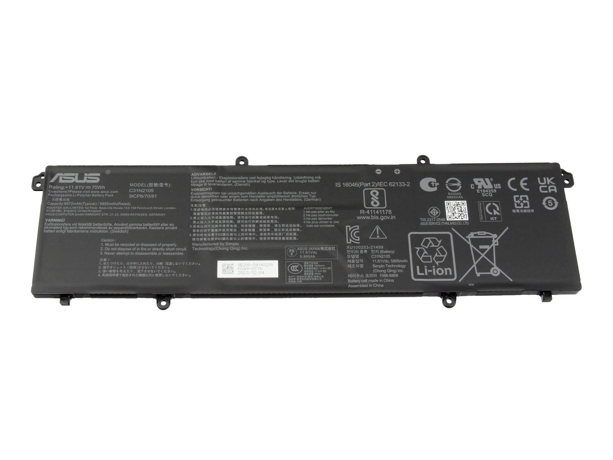 Pacco batteria per laptop ASUS nero mostrato su uno sfondo bianco.