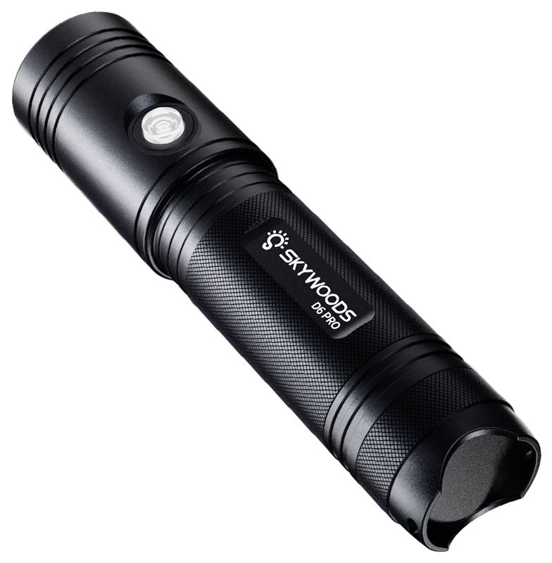 Torcia Black Skywoods DB PRO con pulsante laterale, mostrata diagonalmente su sfondo bianco.