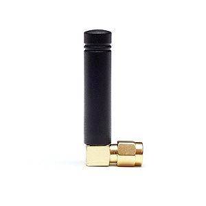 Antenna corta nera con connettore angolare dorato su sfondo bianco.