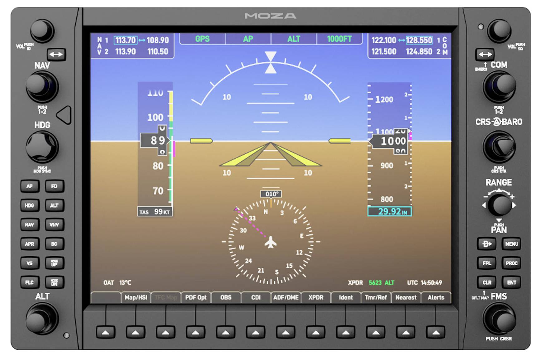 Display primario di volo dell'aeromobile che mostra l'assetto, l'altitudine, la velocità aria, la rotta, lo stato dell'autopilota e gli indicatori della modalità di volo su un pannello di strumenti della cabina di pilotaggio.