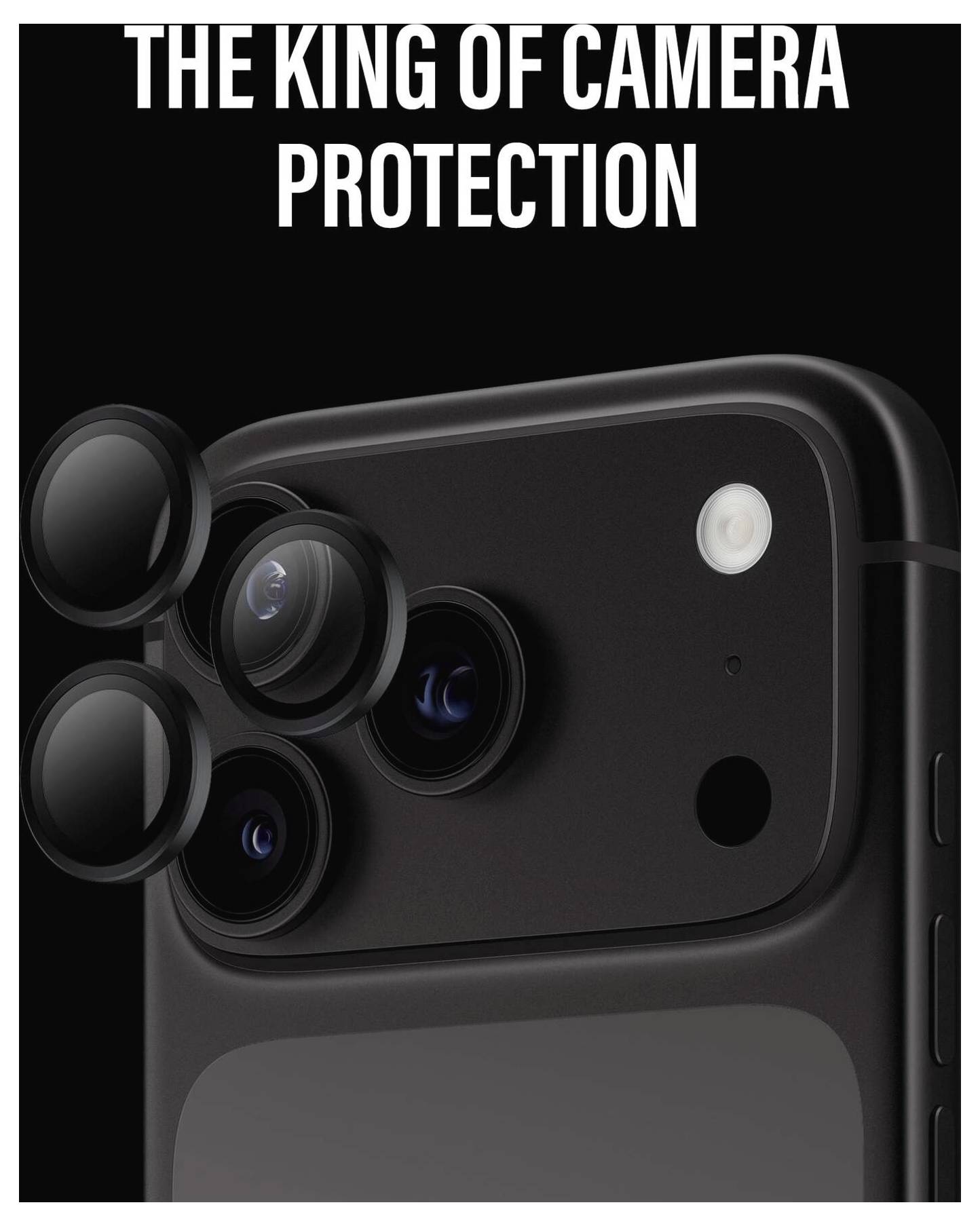 Primo piano della fotocamera di uno smartphone con più coperture protettive per l'obiettivo; il testo recita "IL RE DELLA PROTEZIONE DELLA FOTOCAMERA".