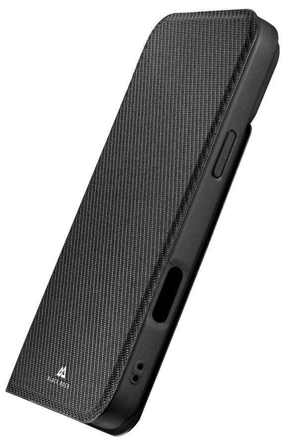 Custodia per telefono nera con texture, copertura con aletta, ritaglio per pulsanti laterali e aperture inferiori per altoparlante e porta di ricarica su sfondo bianco.