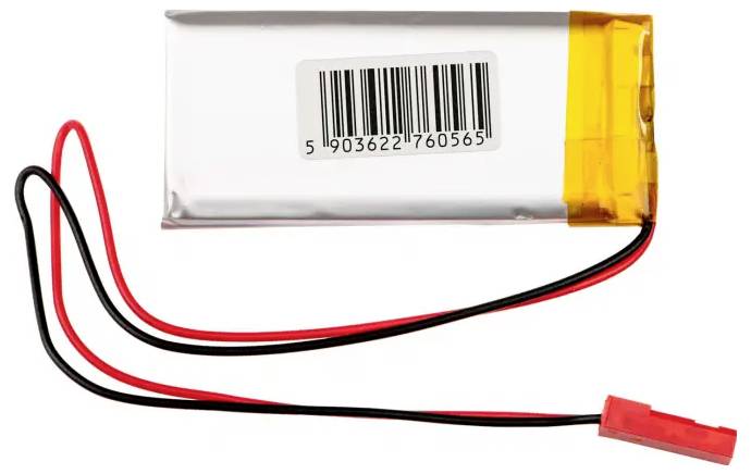 Piccolo pacco batteria ricaricabile rettangolare con fili rossi e neri e un connettore a spina rossa collegato.