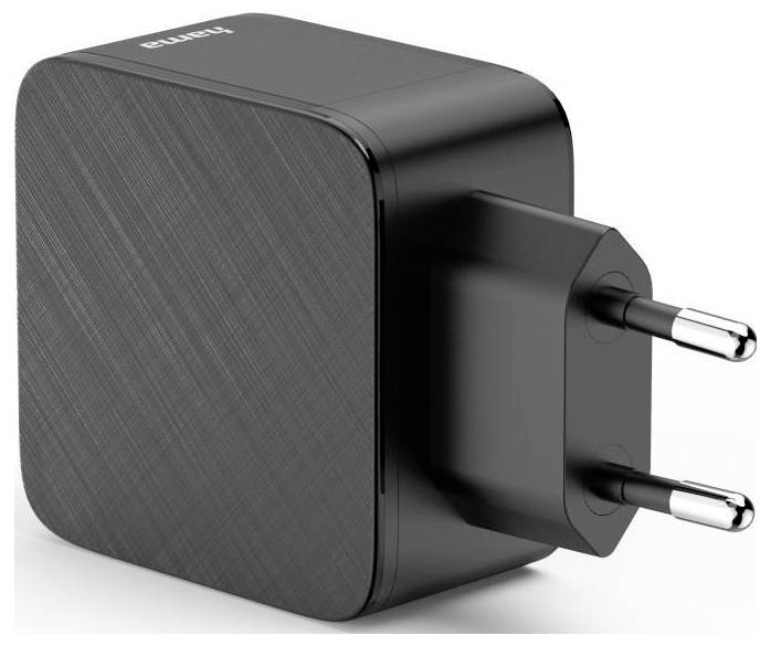 Caricabatterie USB da parete nero con due spinotti tondi per prese europee, mostrato in primo piano su sfondo bianco.