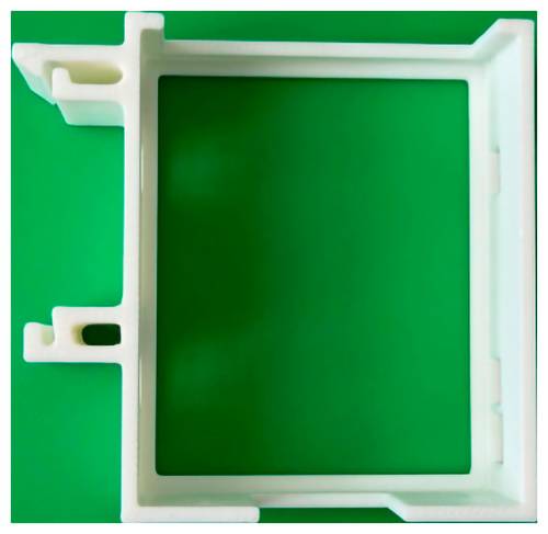 Cornice per foto in plastica bianca su uno sfondo verde brillante, mostrata di fronte con un'apertura centrale vuota e linguette di montaggio sulla sinistra.