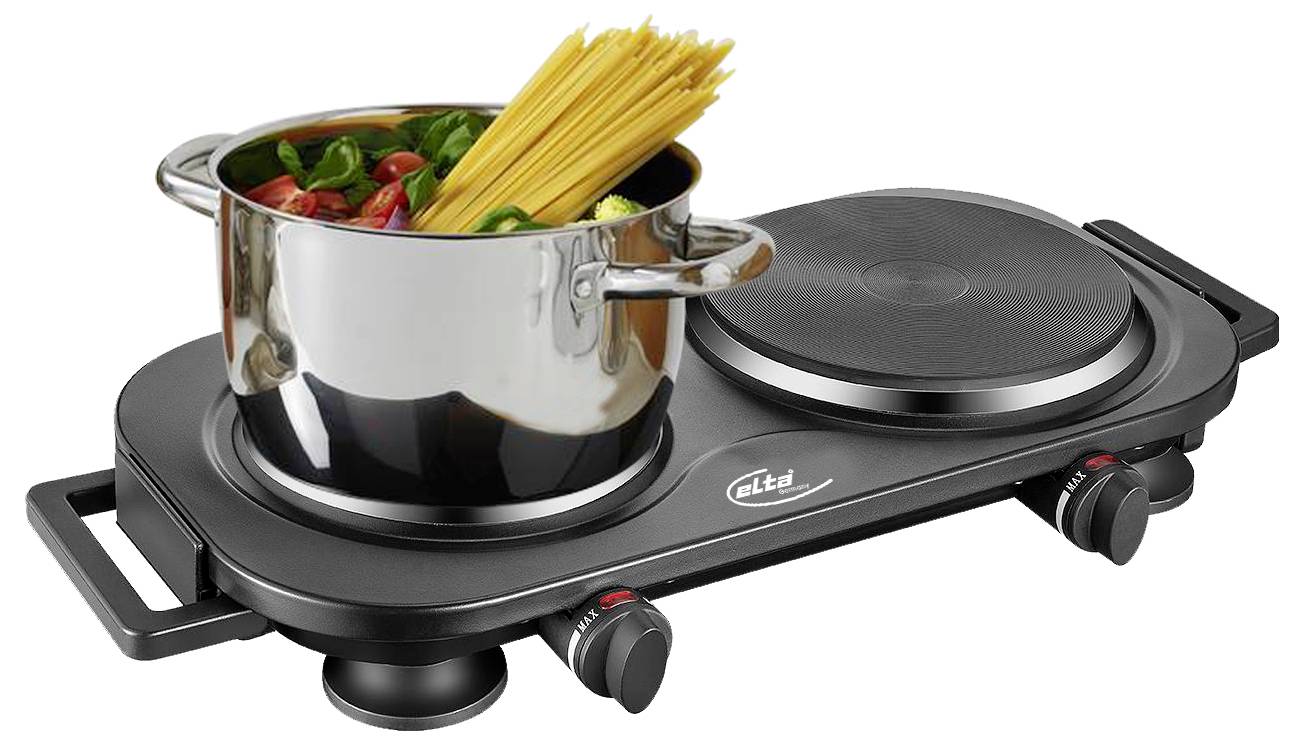 Piastra elettrica portatile doppia con una pentola di pasta e verdure che cuociono su un bruciatore e un secondo bruciatore vuoto accanto ad essa.