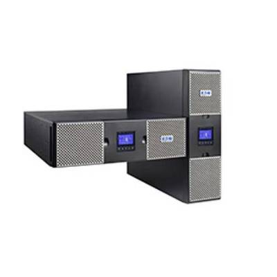Due unità server nere, rettangolari, con display blu e frontale a griglia, mostrano l'infrastruttura tecnologica.