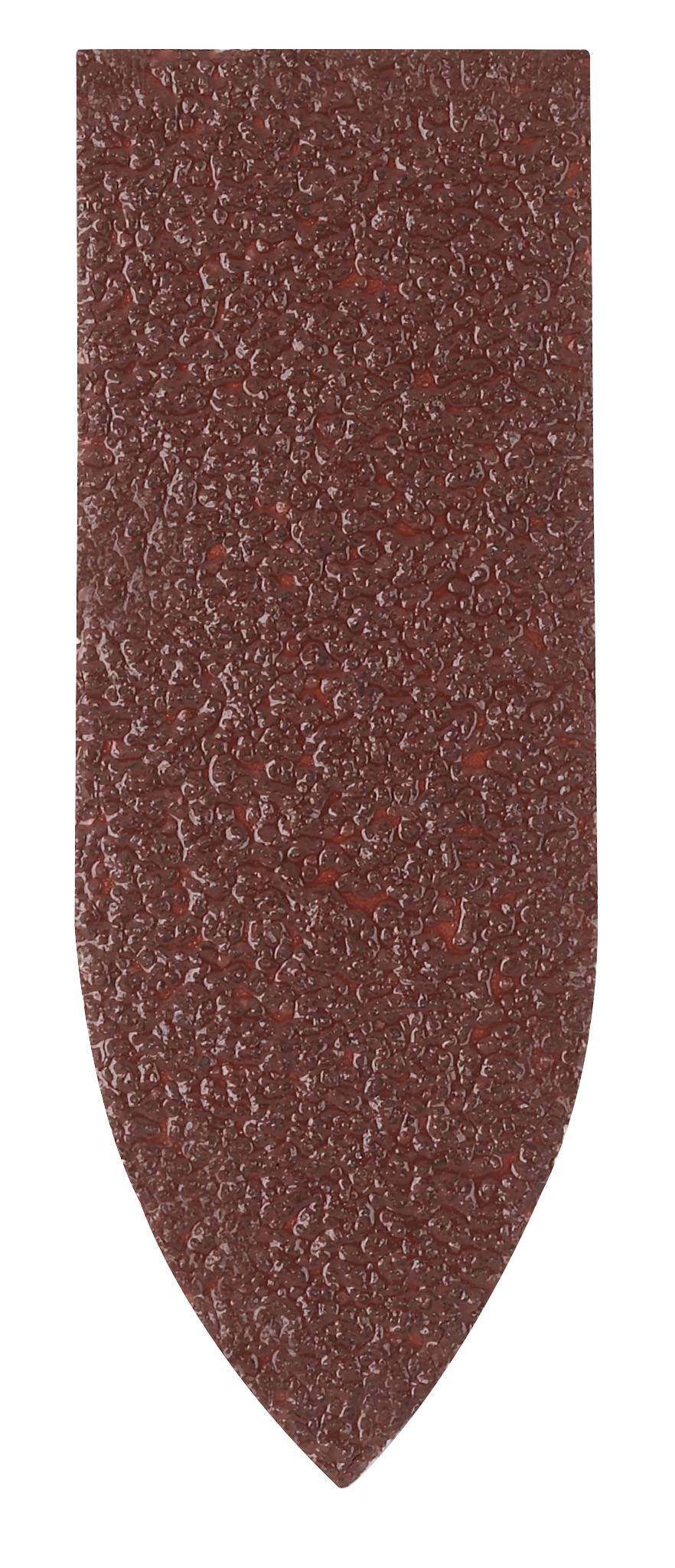 Un foglio di carta vetrata color ruggine, dalla forma appuntita, che mostra una texture ruvida, adatto per una levigatura fine.