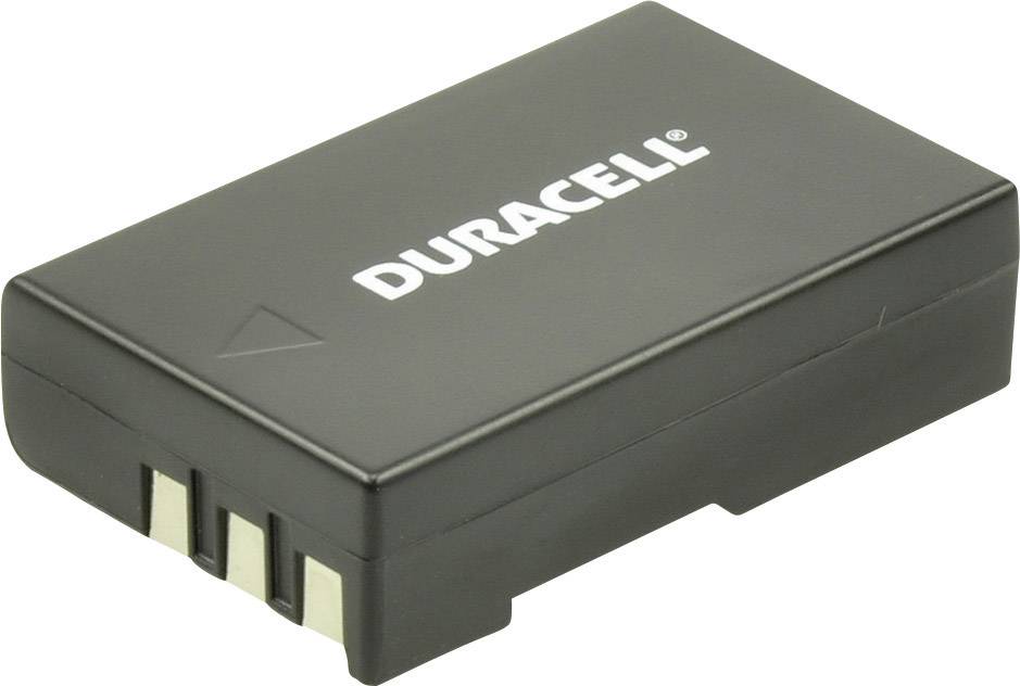Una batteria Duracell nera, rettangolare con tre contatti metallici, su una superficie bianca.