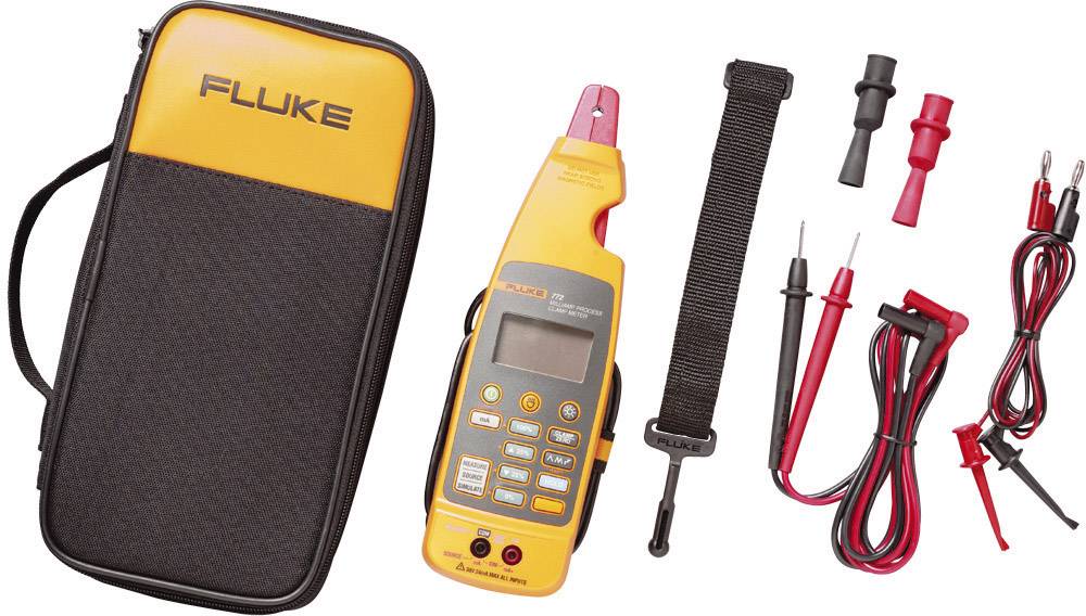 Set di misuratore Fluke con multimetro a pinza digitale, custodia di conservazione, cavi di prova e accessori per la misurazione della tensione.