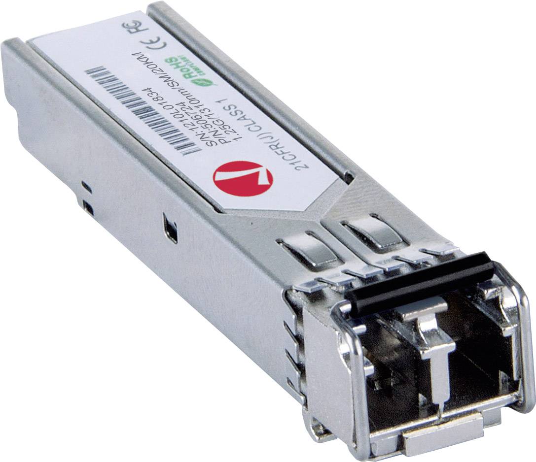 Un modulo SFP argentato, comunemente utilizzato per connessioni di rete, mostra dettagli tecnici e certificazioni sulla sua etichetta.