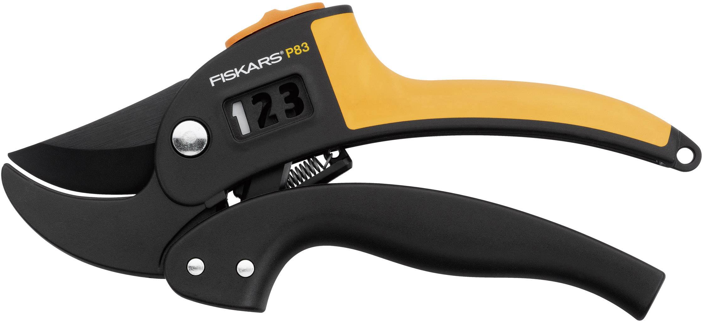 Un paio di forbici da giardino nere e arancioni con scala di regolazione, contrassegnate con 'Fiskars P83', adatte al taglio di piante.
