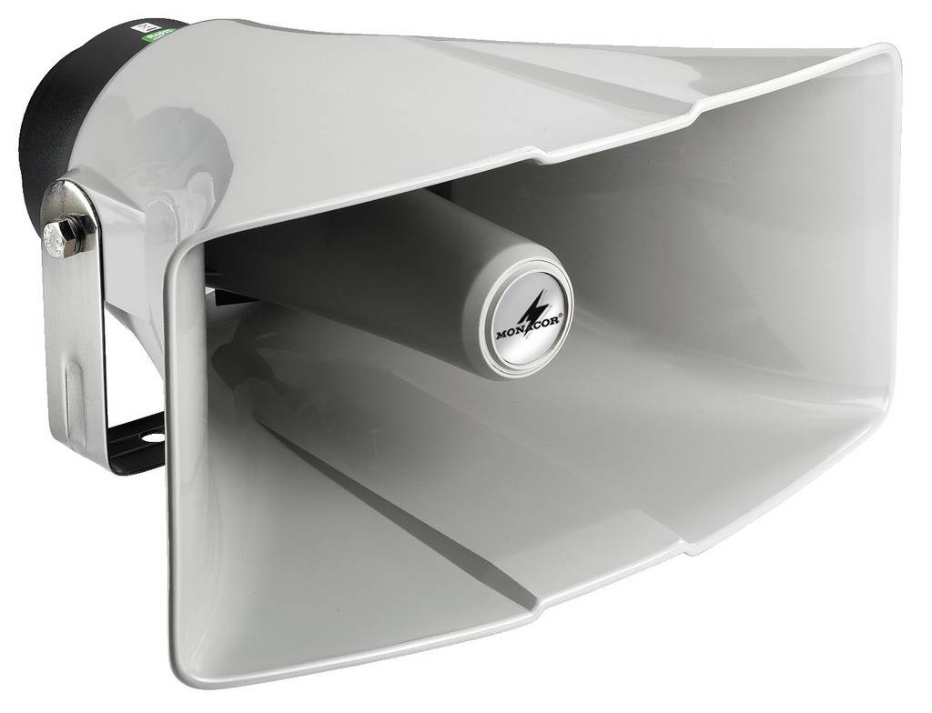 Altoparlante grigio a forma di cono, montato su un supporto argentato. Utilizzato per la trasmissione vocale e di segnali.