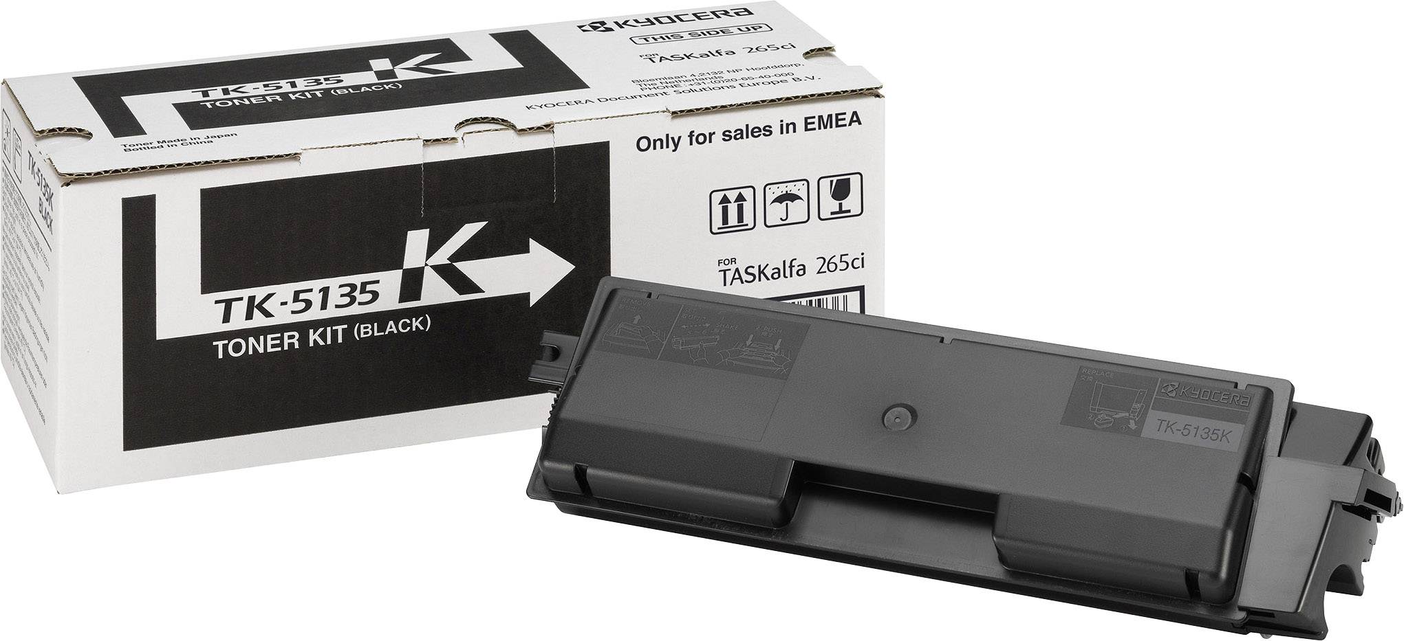 Confezione e cartuccia del kit toner nero e bianco 'Kyocera TK-5135 (Nero)', specifico per TASKalfa 265ci, destinato esclusivamente alle vendite EMEA.