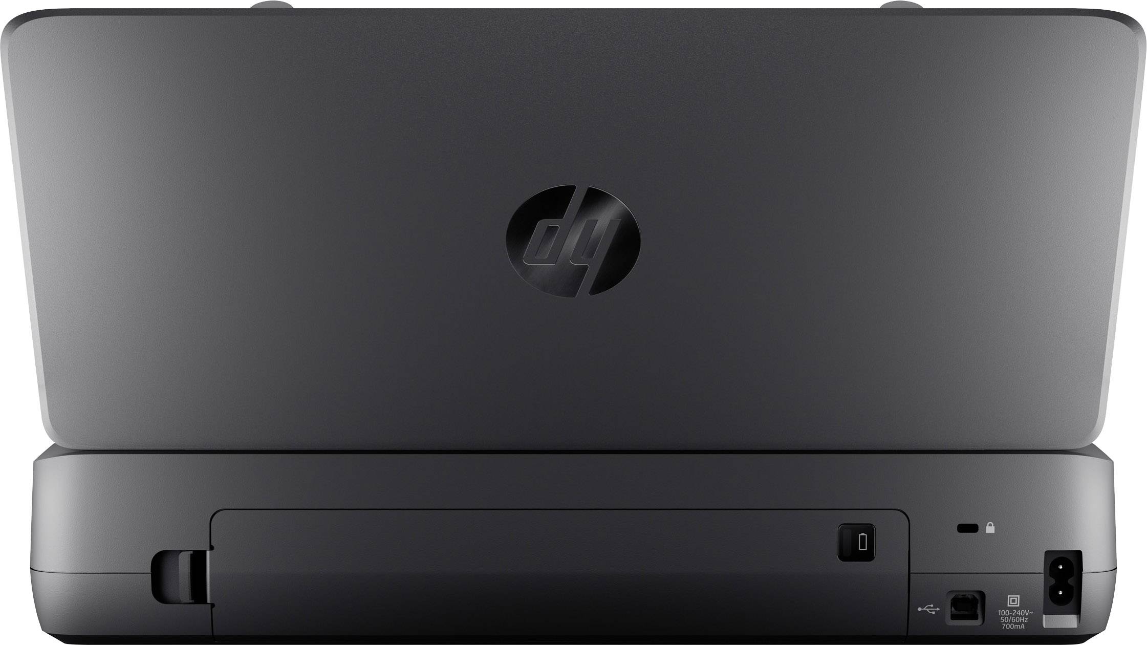 Un laptop nero visto dal retro con un logo al centro. Nella parte inferiore sono presenti porte e comandi.