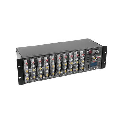 Un mixer audio multicanale con diversi potenziometri e display digitale, idoneo per l'editing e la mixazione audio.