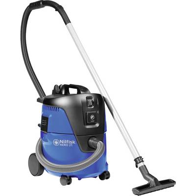 Un aspirapolvere blu con tubo nero e argento e ruote; contrassegnato come 'Nilfisk Aero 21'.