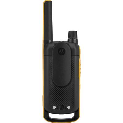 Un walkie-talkie nero con un'antenna lunga e un bordo arancione, adatto per comunicazioni a breve distanza.