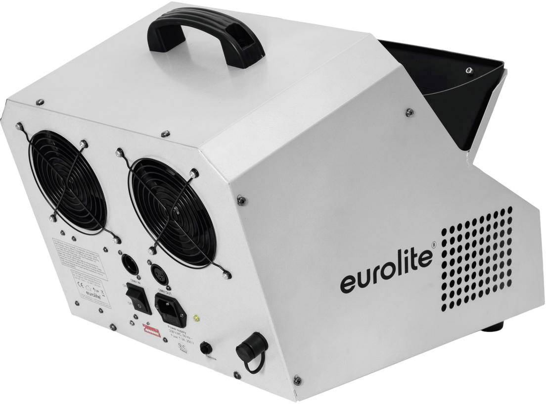 'Macchina del fumo con involucro in metallo, due ventole e impugnatura sulla parte superiore. Marca: Eurolite.'