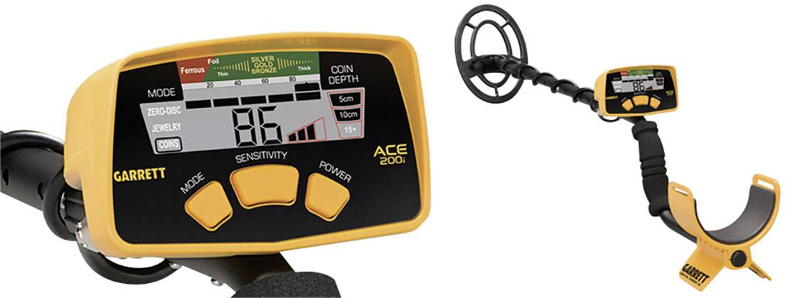 Metal detector con display. Mostra la sensibilità, lo stato della batteria e la selezione della modalità per diversi tipi di metalli.