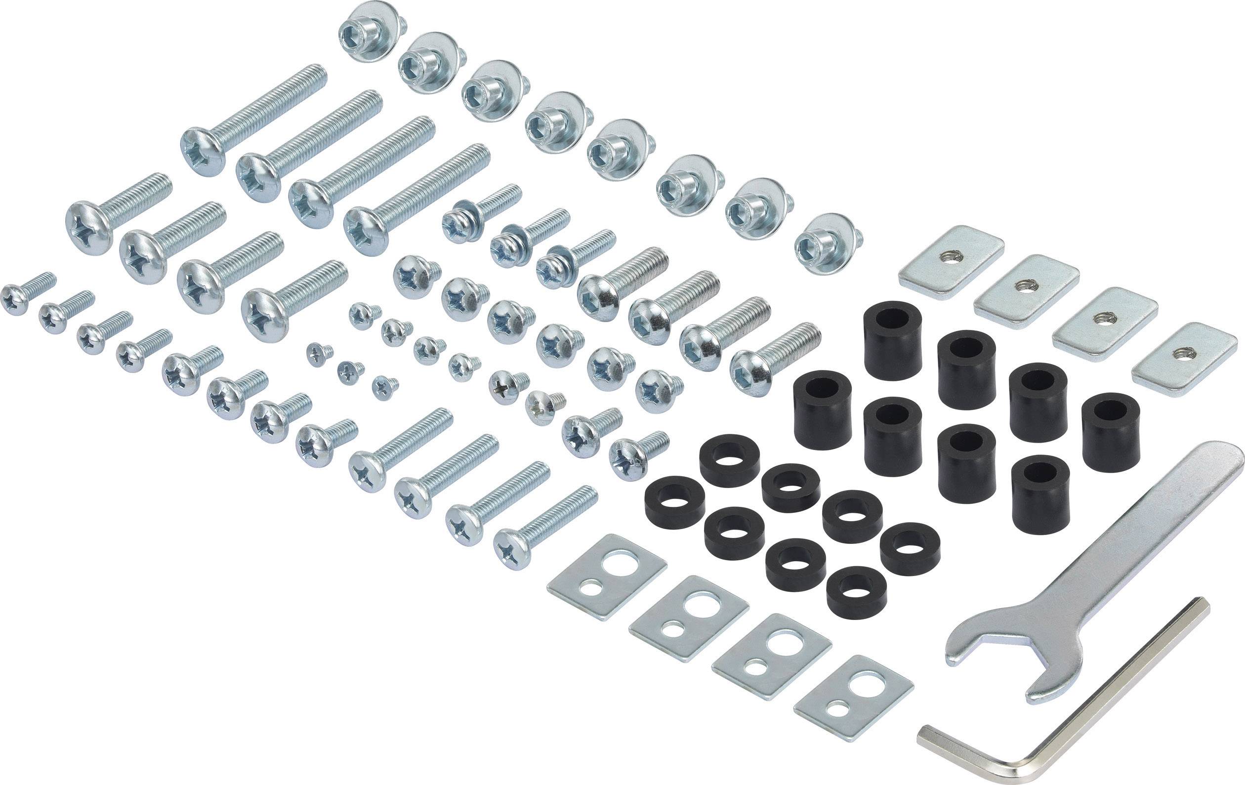 Un set di viti, dadi, rondelle e una chiave inglese, disposti in file, su sfondo bianco.