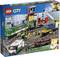 Set LEGO City Treno Merci (60198) con treno merci verde, gru per container, stazione di carico, binario di raccordo e accessori per bambini dai 6 ai 12 anni.