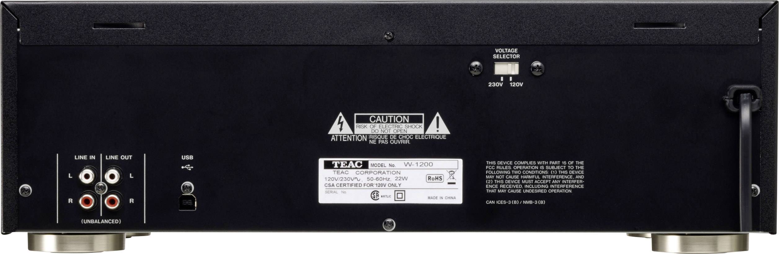 Retro di un amplificatore audio con connessioni per Line In/Out, alimentazione e un interruttore di tensione. Importanti avvertenze visibili.