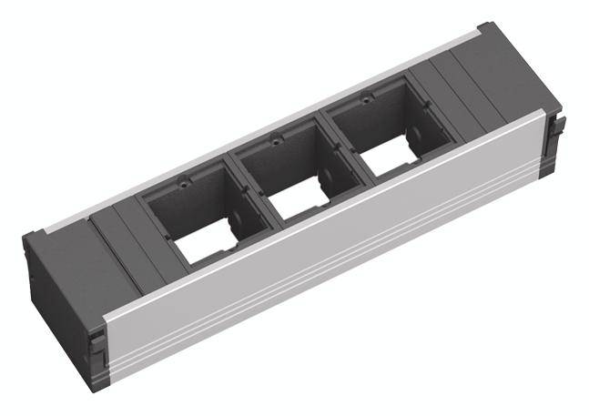 Cornice rettangolare nera con tre tagli quadrati di dimensioni uguali, adatta per elementi modulari di componenti elettrici.