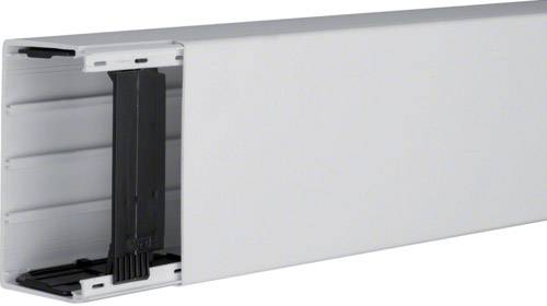 Copertura per canale portacavi bianca con interno nero; serve per organizzare e nascondere in modo sicuro i cavi su pareti o pavimenti.