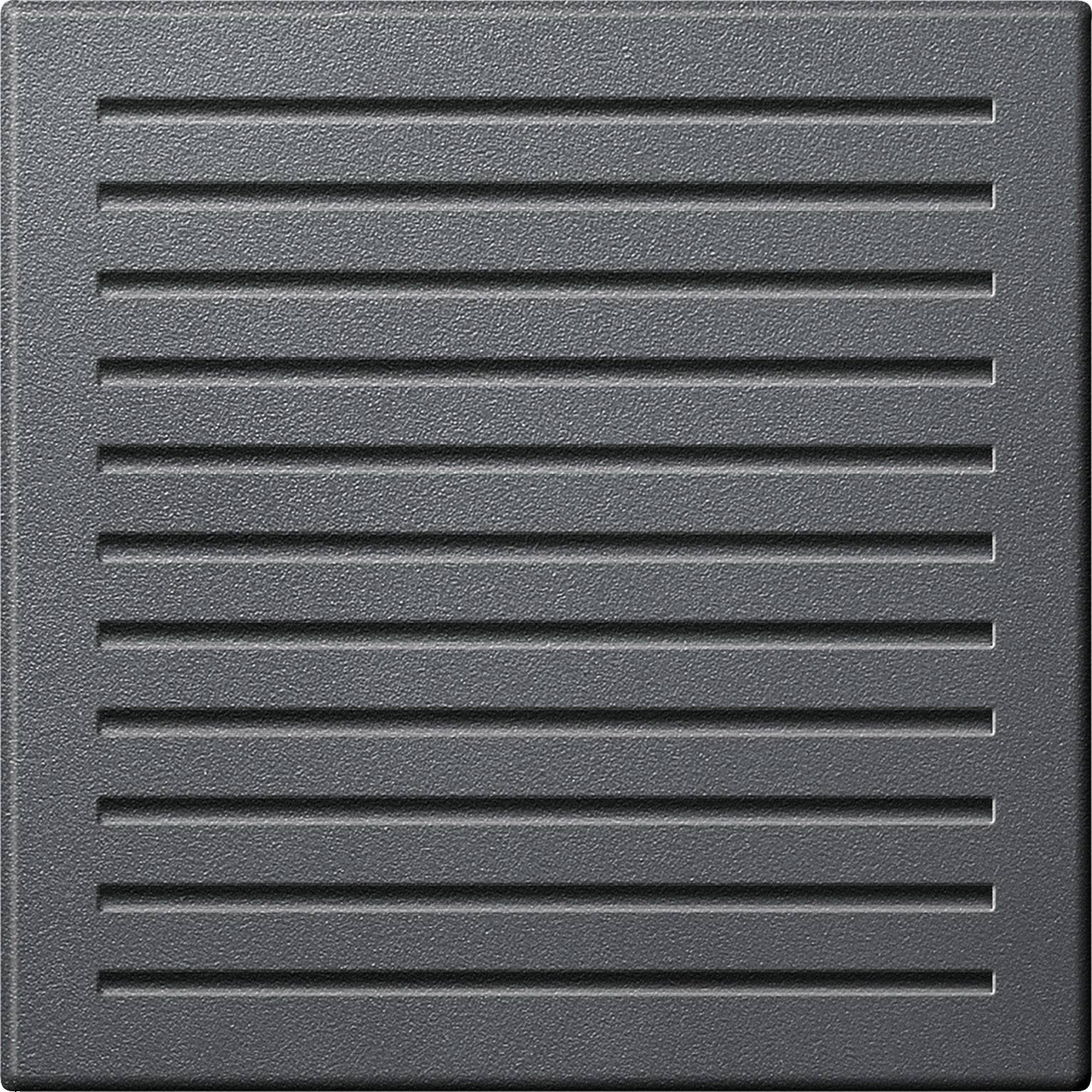 Un rettangolo nero, strutturato con linee orizzontali; design essenziale.