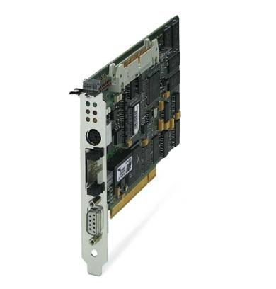 Una scheda di espansione per computer con più porte, incluso un connettore DB-9, mostra la sua scheda madre e i componenti elettronici.