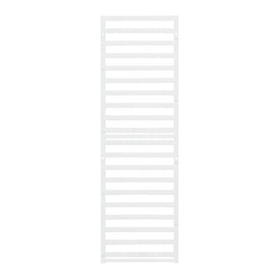 Un radiatore scaldasalviette bianco e alto con traverse orizzontali. Idoneo ad asciugare e riscaldare gli asciugamani in bagno.