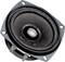 Un altoparlante nero in primo piano con membrana rotonda e cornice metallica, adatto per applicazioni di output audio.