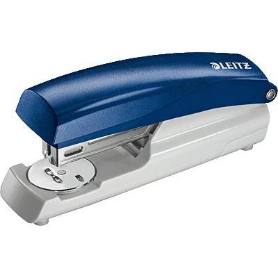 Un taglierina blu e argento del marchio Leitz, posizionata orizzontalmente su una superficie piana, visibile dal lato.