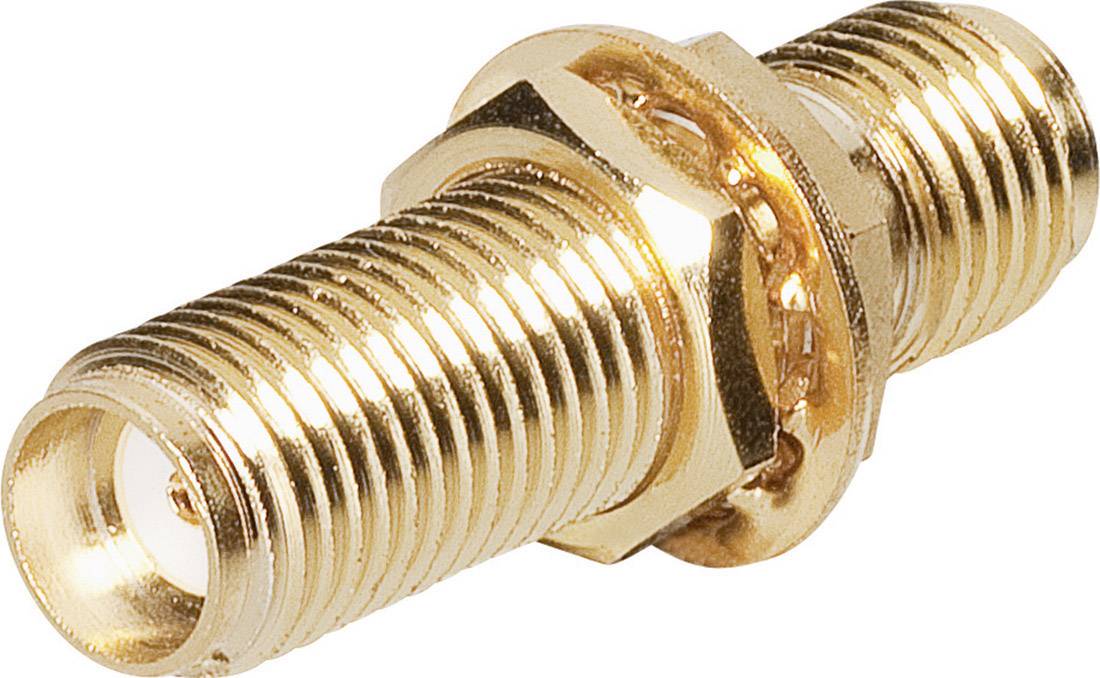 Connettore coassiale dorato, maschio a femmina, con filettatura e dado esagonale, per connessioni di cavi in sistemi elettronici.
