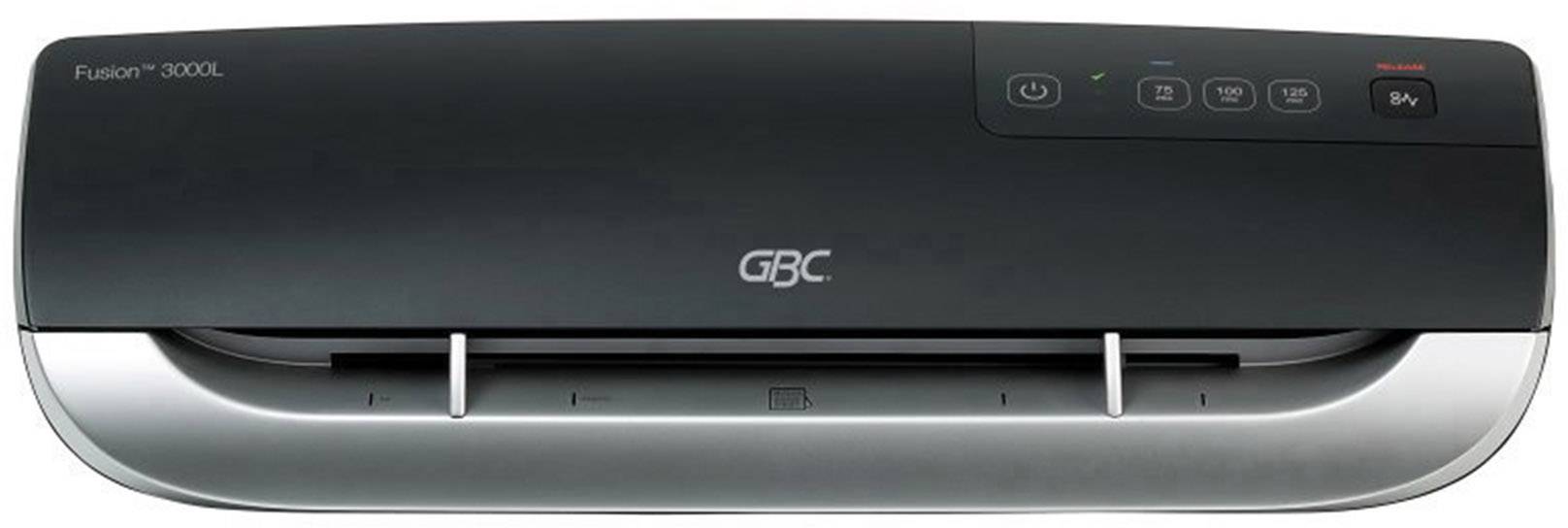 Un dispositivo di plastificazione GBC, modello Fusion 3000L, ripreso frontalmente. Ha un design sottile nero con pulsanti sulla parte superiore.